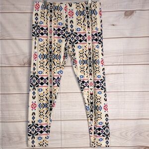 NWOT Juniors Aztec Print Leggings